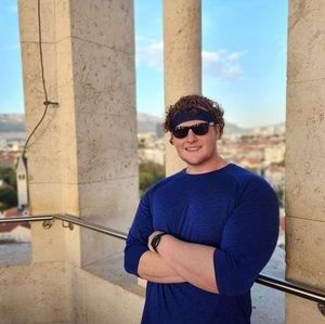 Meet your Posher, Kyle